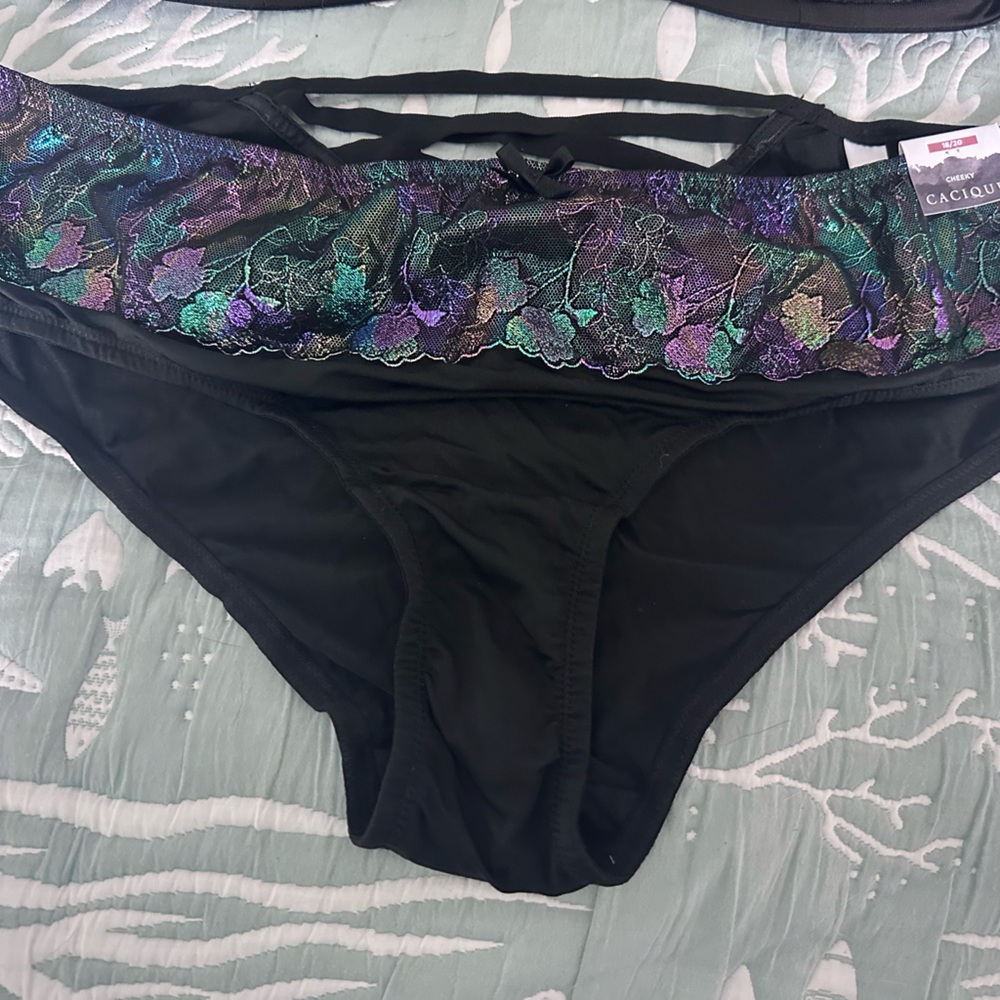 Cacique Black Panties with Multicolor Lace